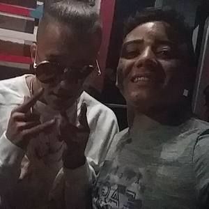 Meet your Posher, Efrain